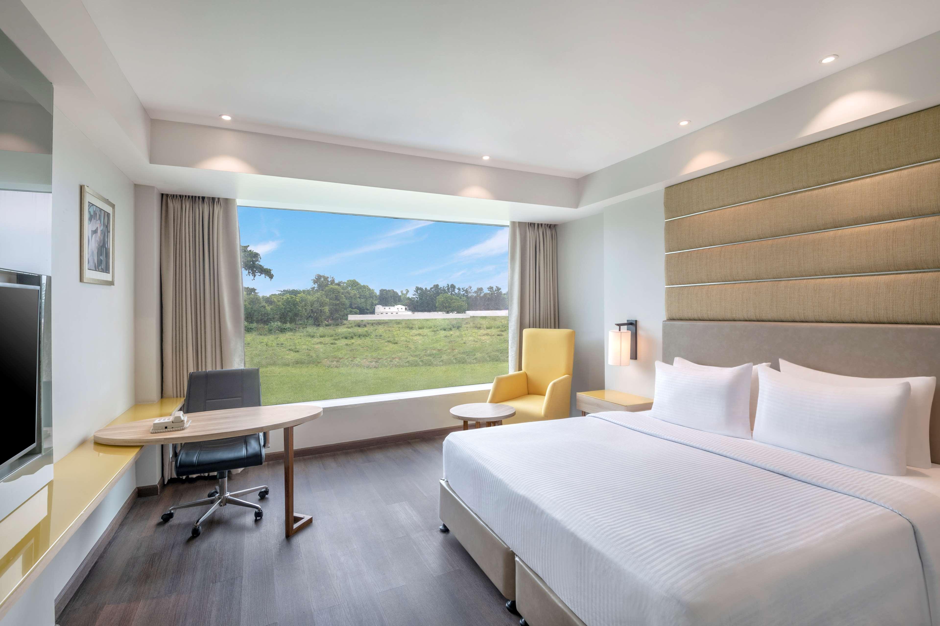 Radisson Hotel Bareilly Airport Luaran gambar