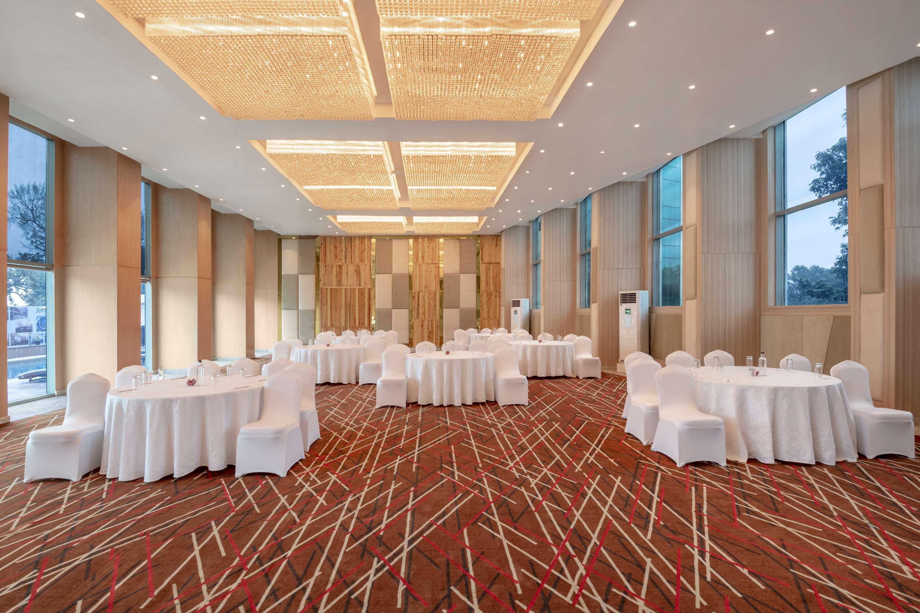 Radisson Hotel Bareilly Airport Luaran gambar